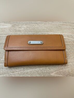 Michael Kors Brown Leather Women’s Wallet